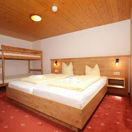 Ξενοδοχείο T3 Alpenhotel Garfrescha 3*