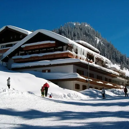T3 Alpenhotel Garfrescha 3*