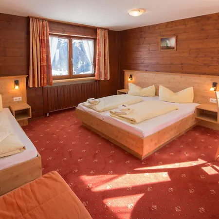 T3 Alpenhotel Garfrescha 3* 圣加伦基希