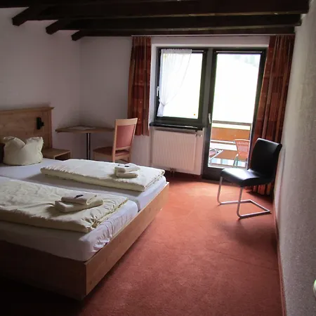 酒店 T3 Alpenhotel Garfrescha